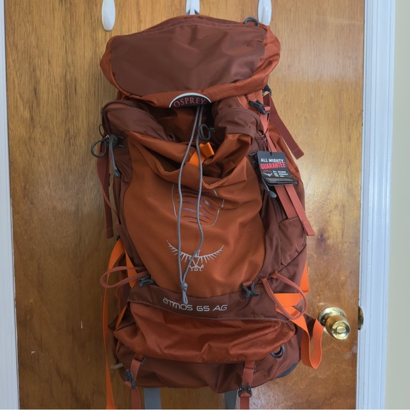 Osprey Packs Atmos AG 65 Backpack 3783-4150 Cinnabar Red Medium Camping Bag - Picture 1 of 10